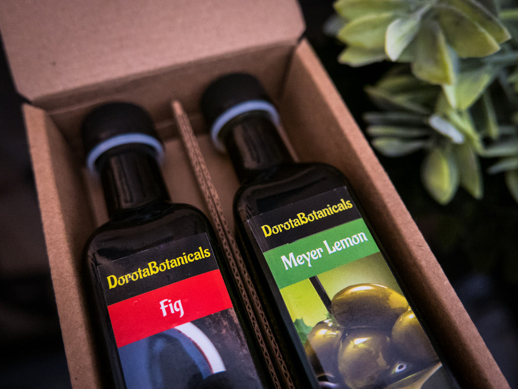 Meyer Lemon Flavored Olive Oil & Fig Dark Balsamic Gift Set